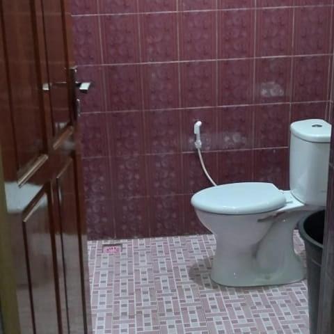 Mimi Guest House Syariah Pangkalanbuun Exteriör bild