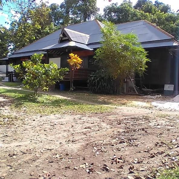 Mimi Guest House Syariah Pangkalanbuun Exteriör bild